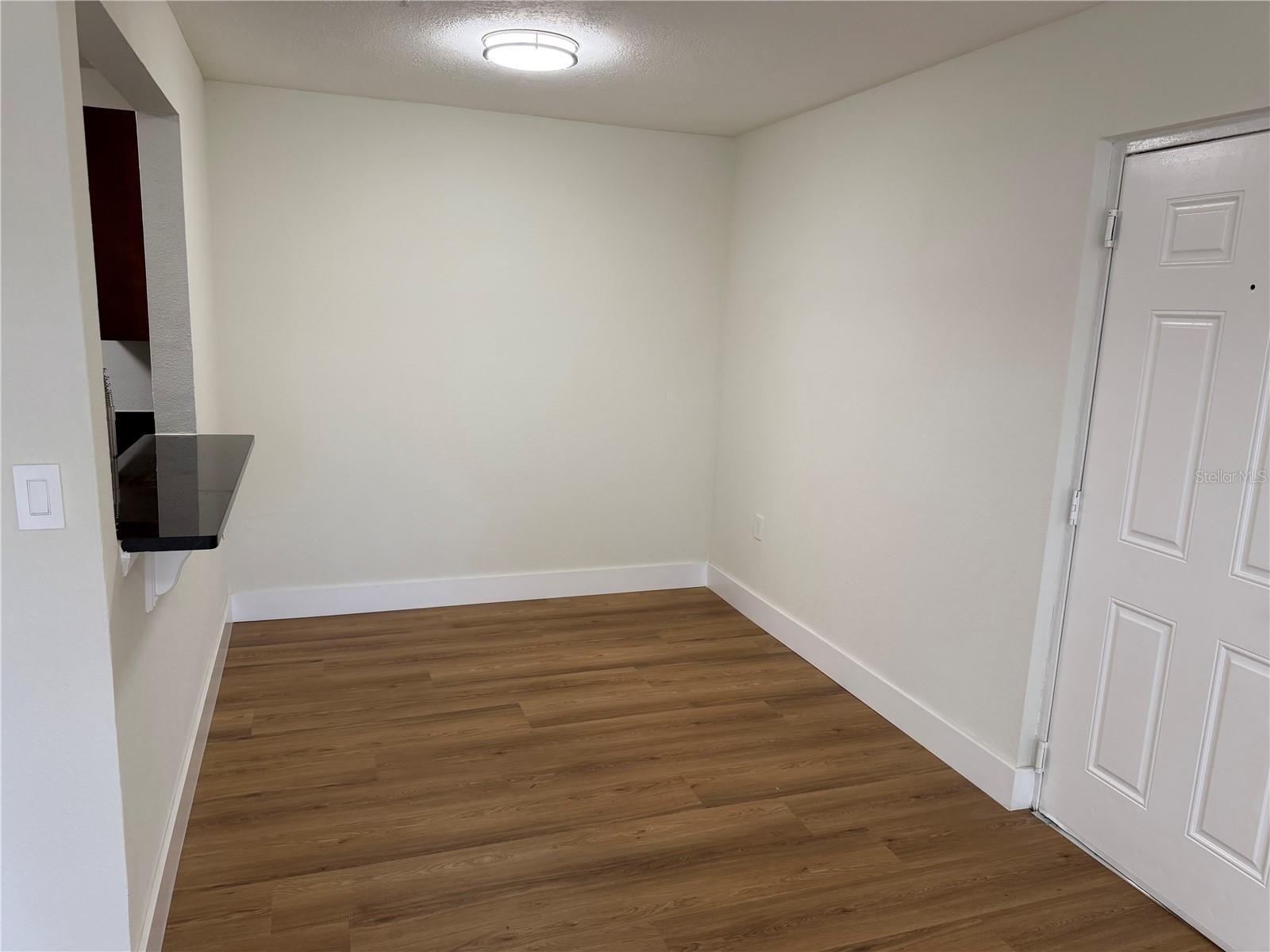 MIRIADA CONDO - Residential