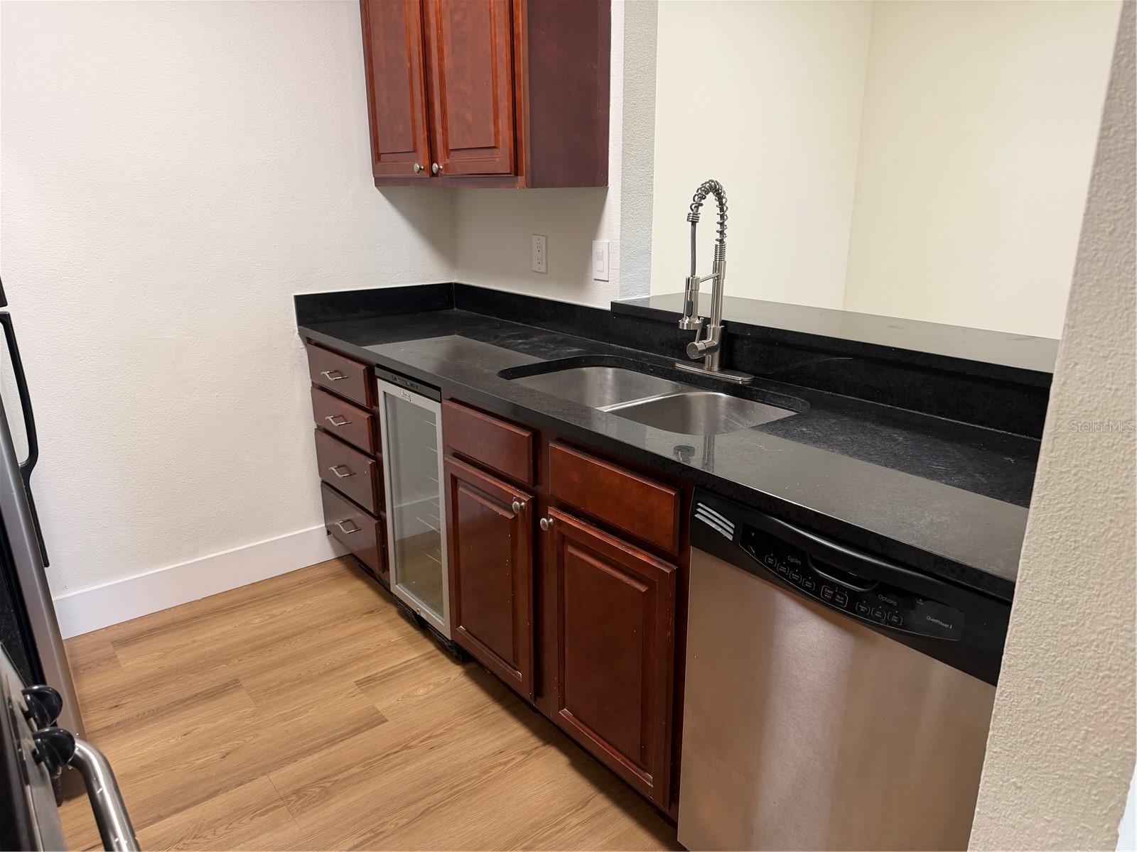 MIRIADA CONDO - Residential