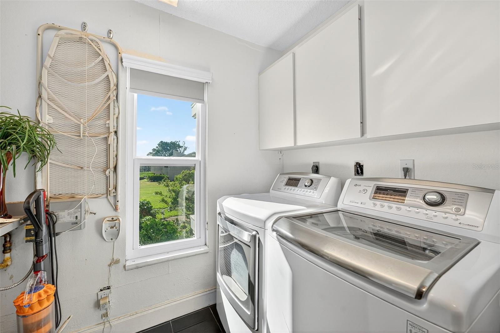 LONGBOAT LANDING - Residential