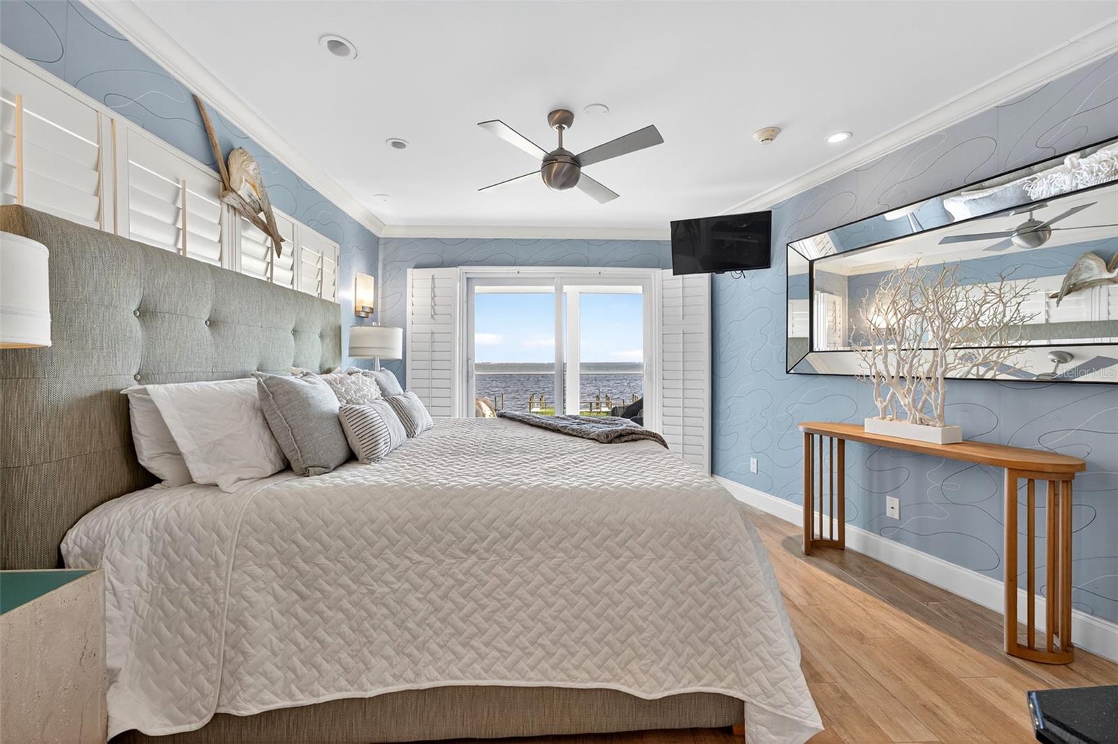 LONGBOAT LANDING - Residential