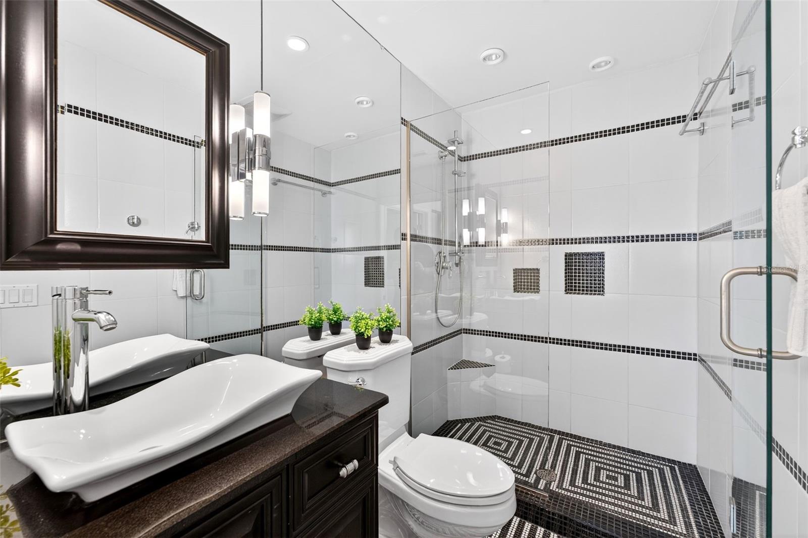 LONGBOAT LANDING - Residential