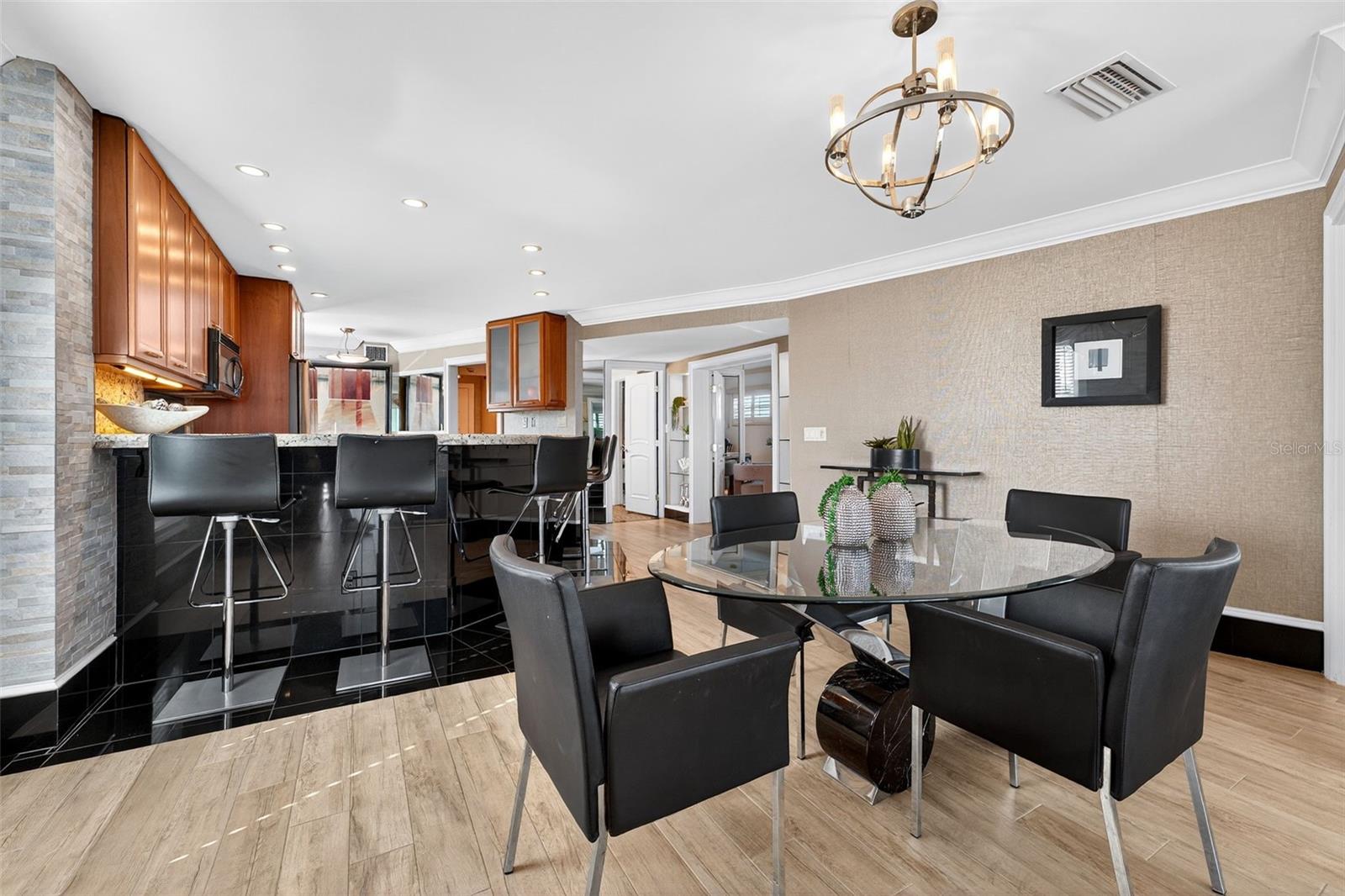 LONGBOAT LANDING - Residential