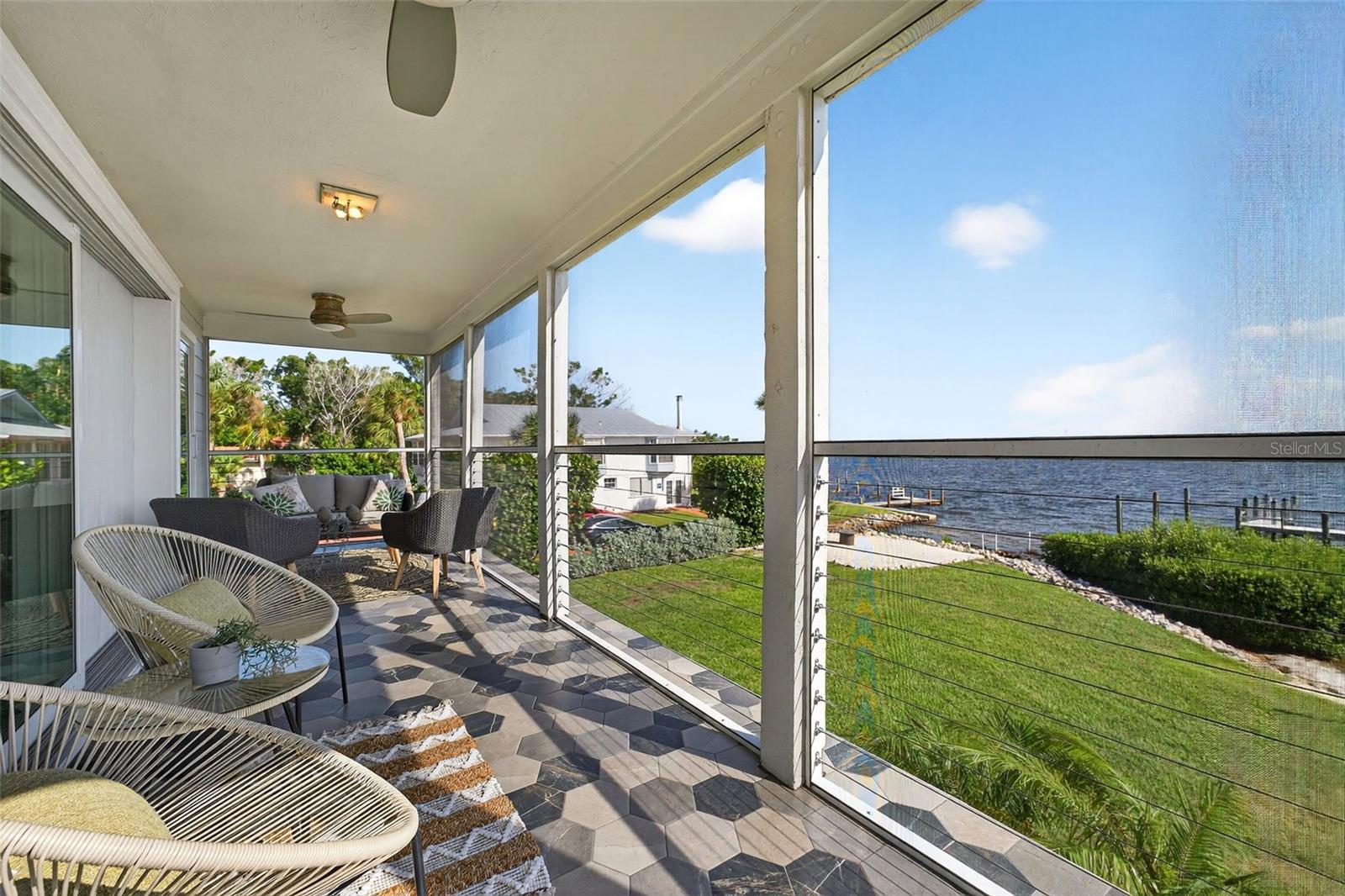 LONGBOAT LANDING - Residential