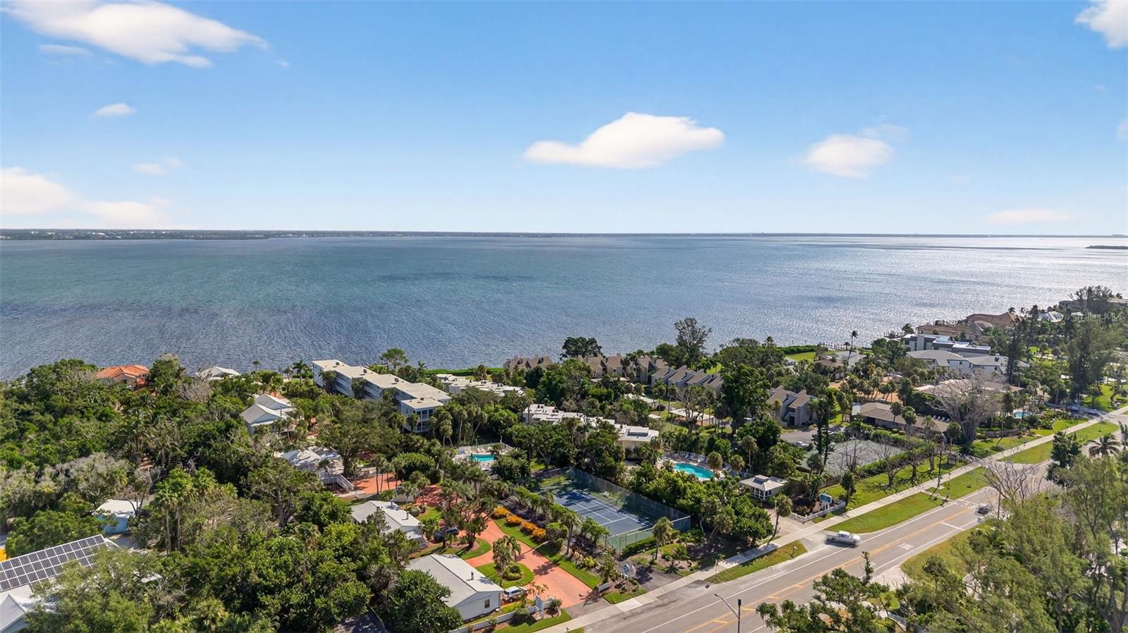 LONGBOAT LANDING - Residential