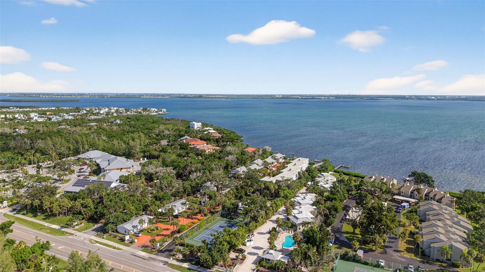 LONGBOAT LANDING - Residential