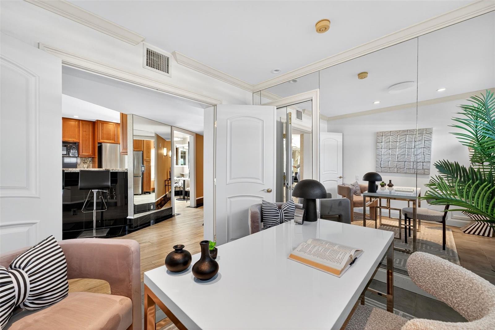 LONGBOAT LANDING - Residential