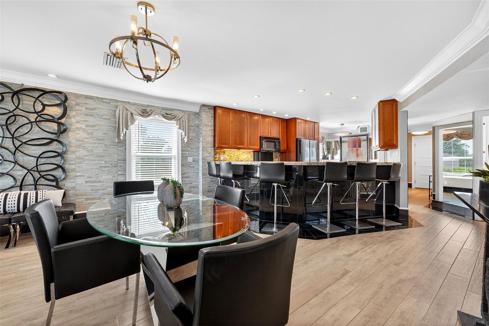 LONGBOAT LANDING - Residential