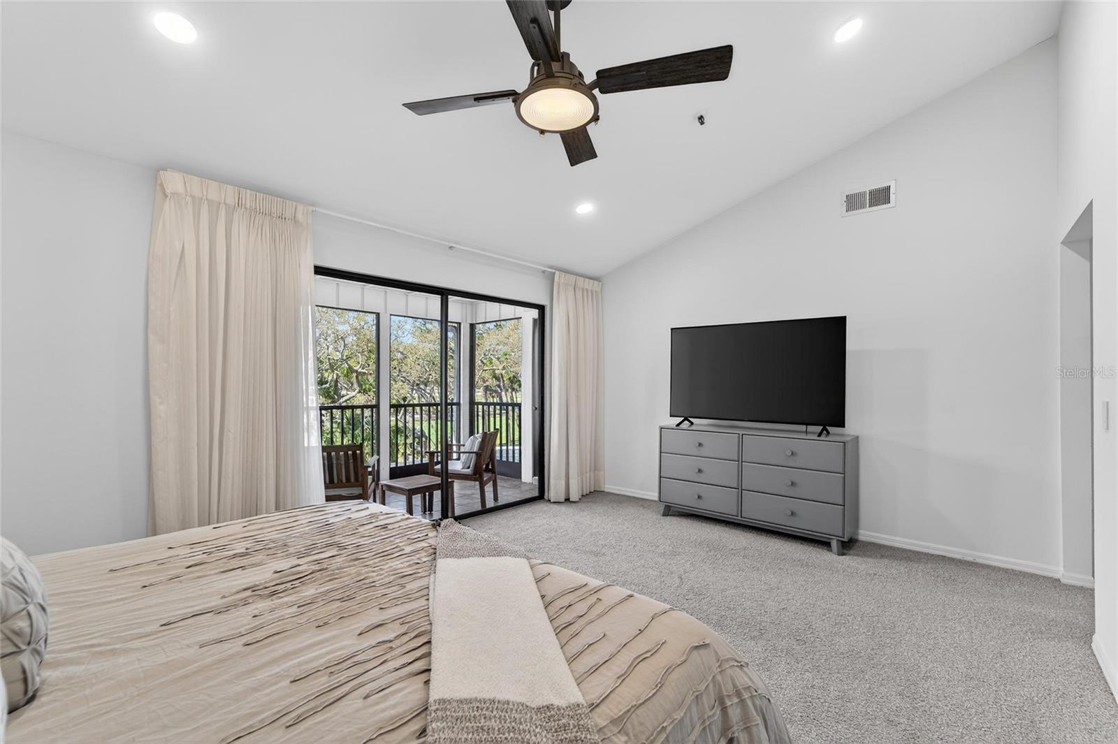 HARBOR OAKS PH I & II - Residential