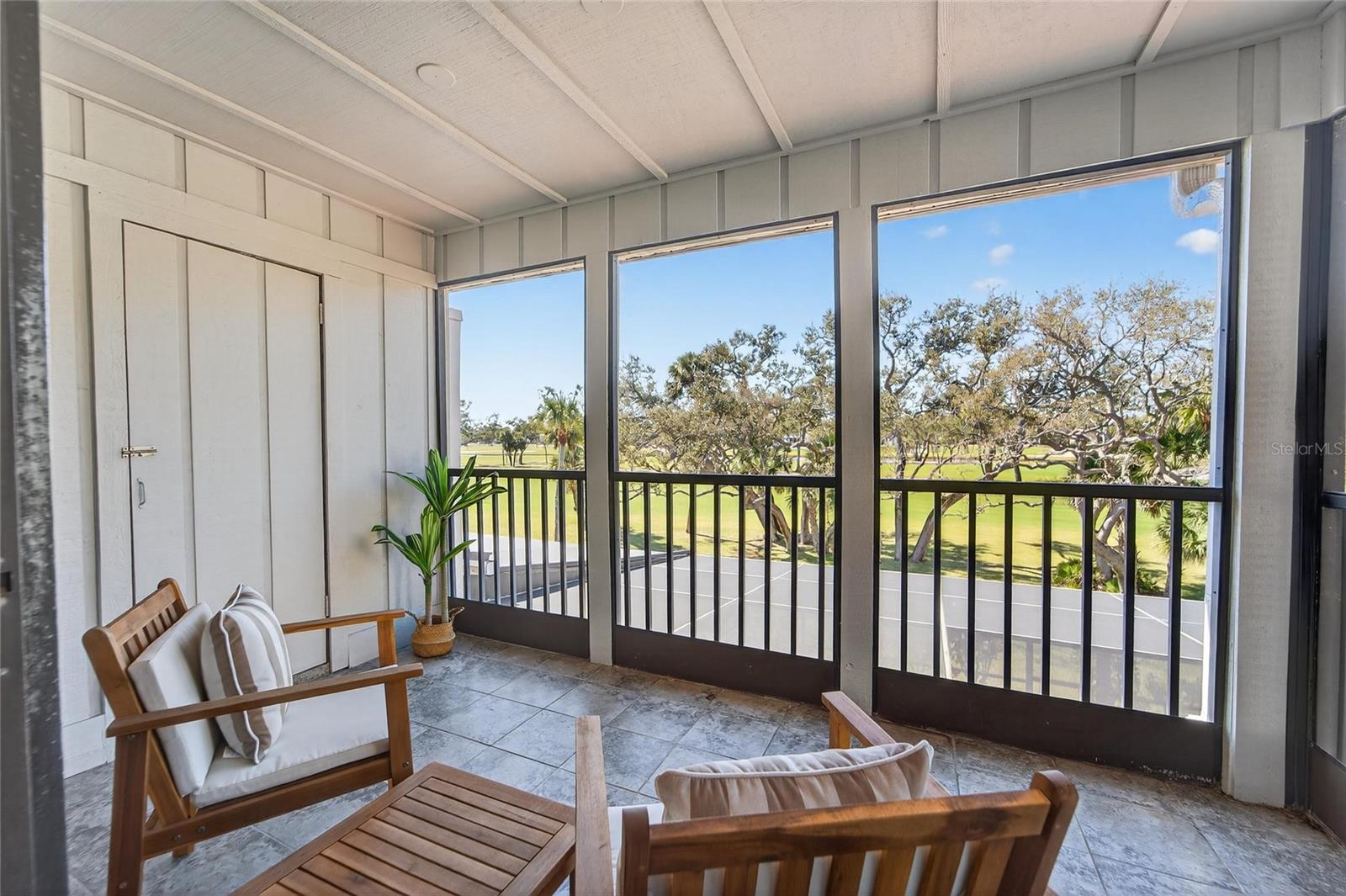 HARBOR OAKS PH I & II - Residential