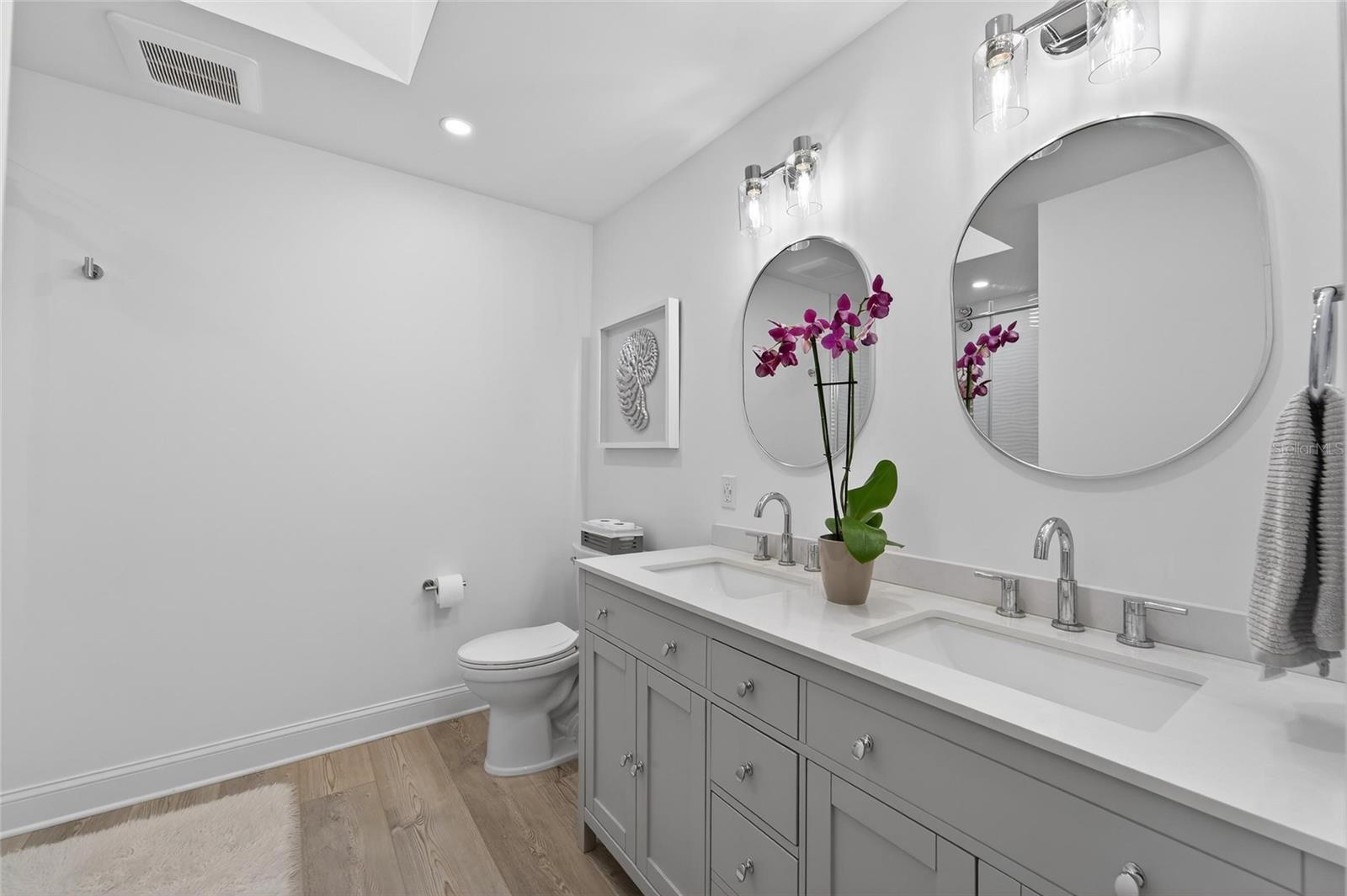 HARBOR OAKS PH I & II - Residential