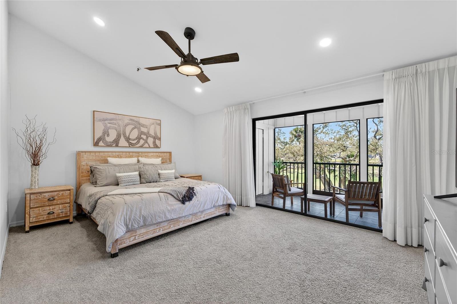 HARBOR OAKS PH I & II - Residential