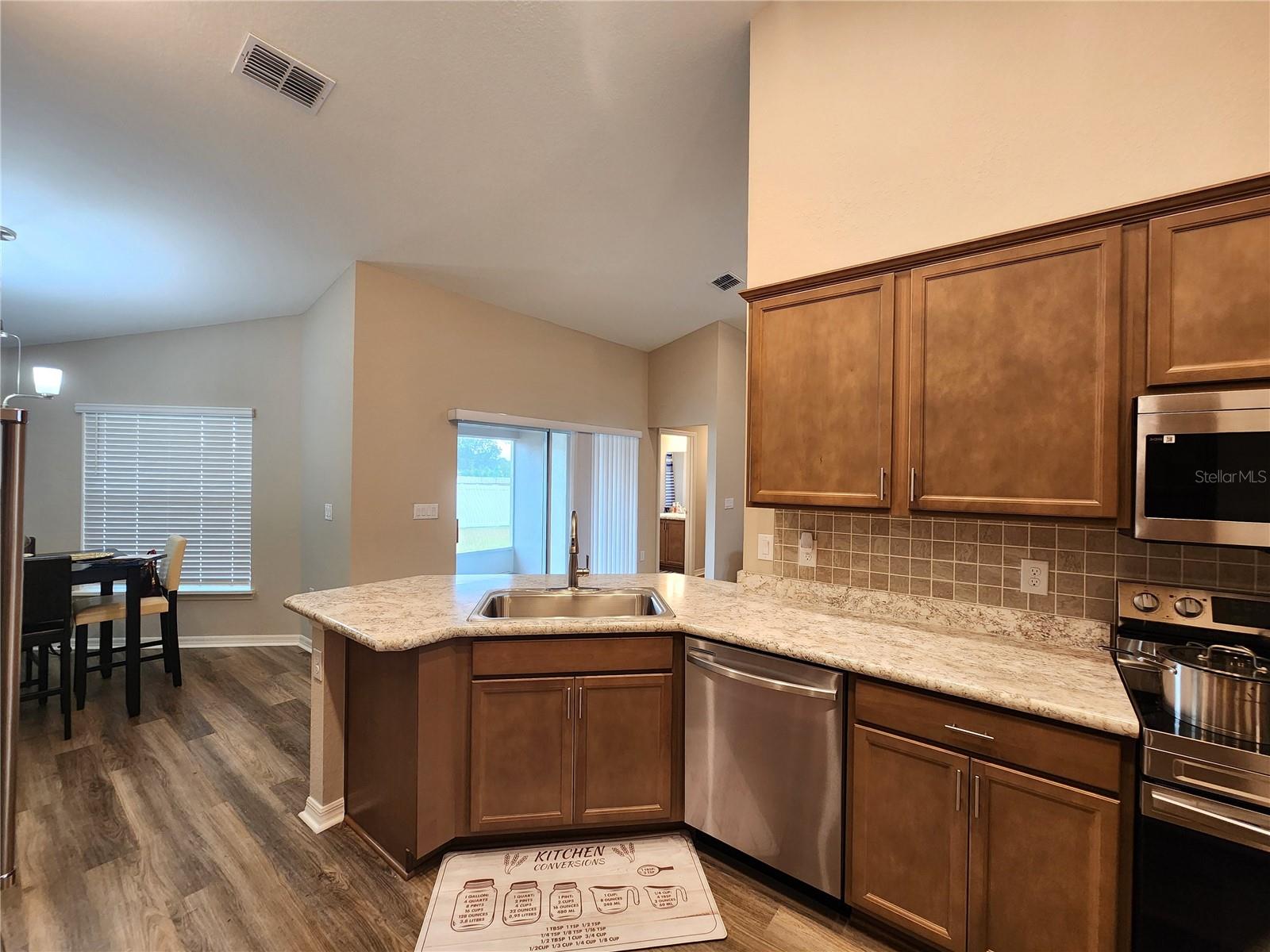 COPPERLEAF - Residential Lease