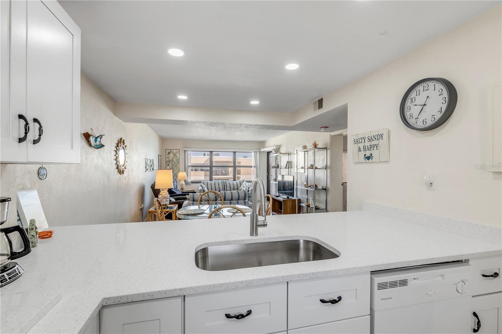 CASTLE REEF CONDO - Residential