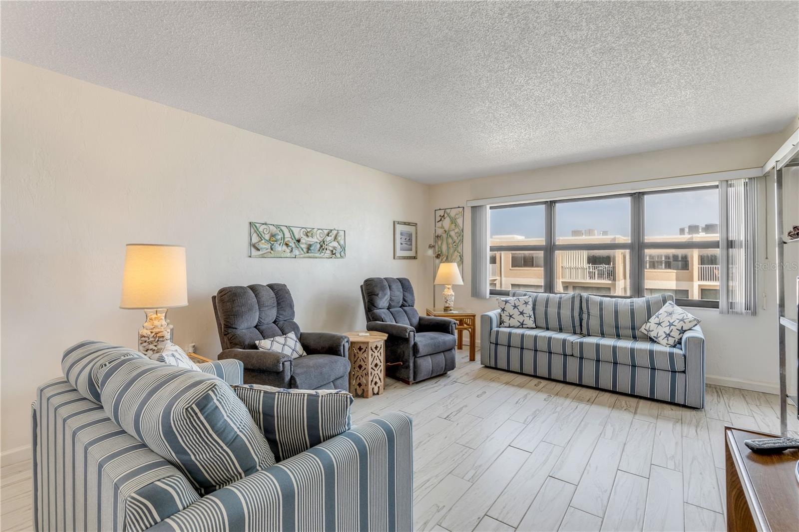 CASTLE REEF CONDO - Residential