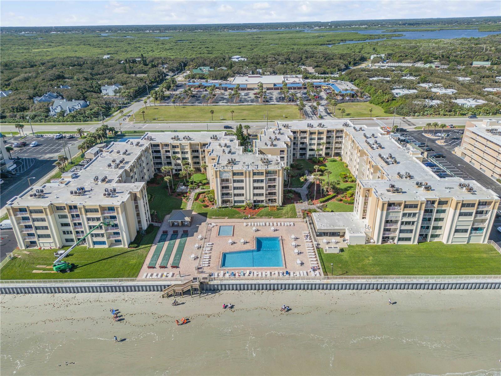 CASTLE REEF CONDO - Residential