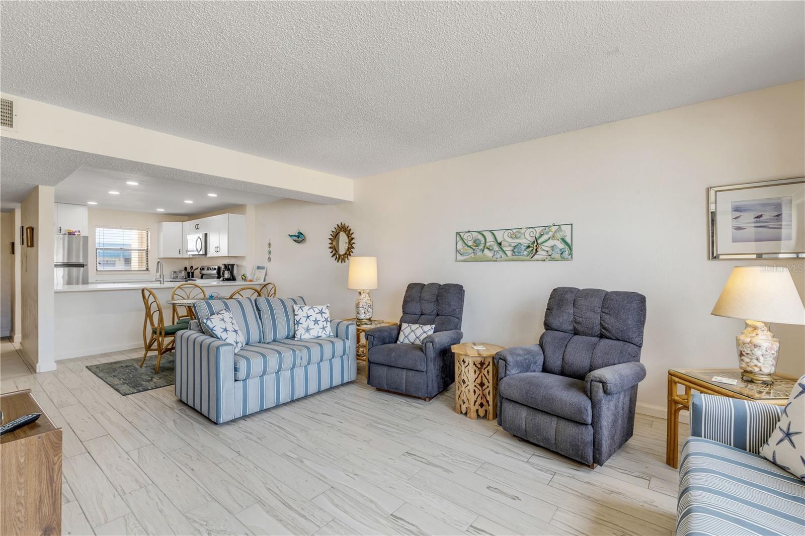 CASTLE REEF CONDO - Residential