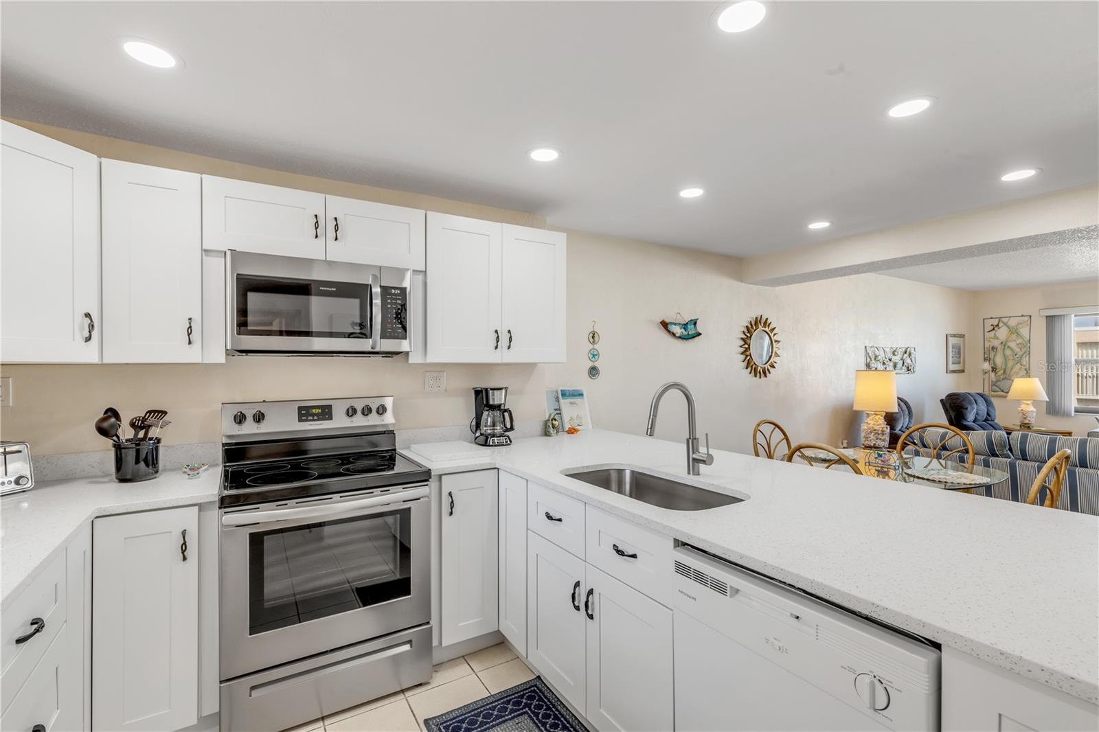 CASTLE REEF CONDO - Residential
