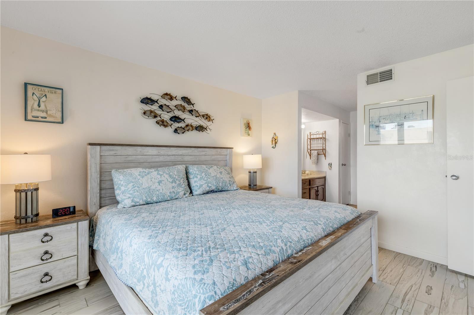 CASTLE REEF CONDO - Residential