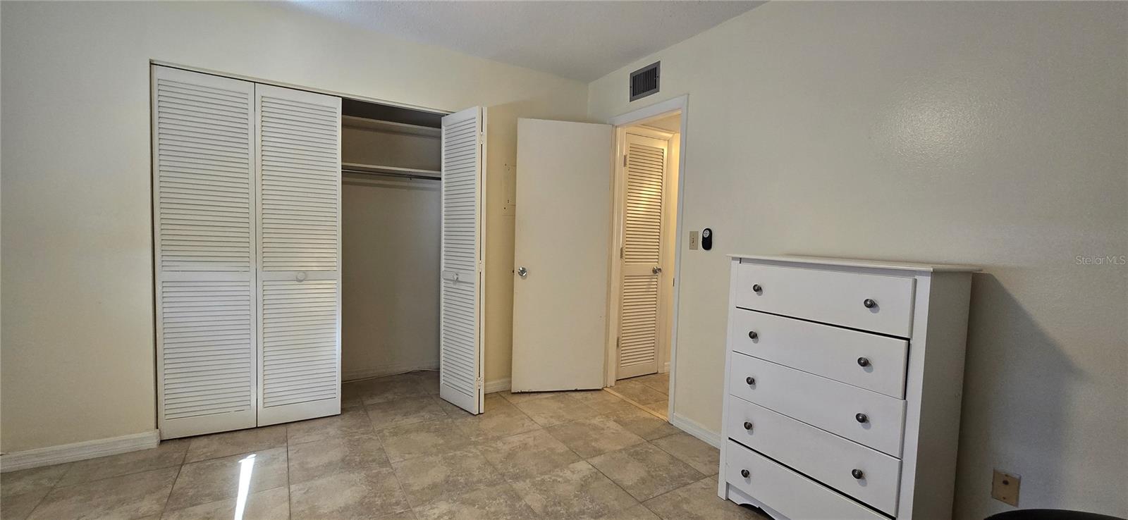 TIFFANY ARMS CONDO - Residential