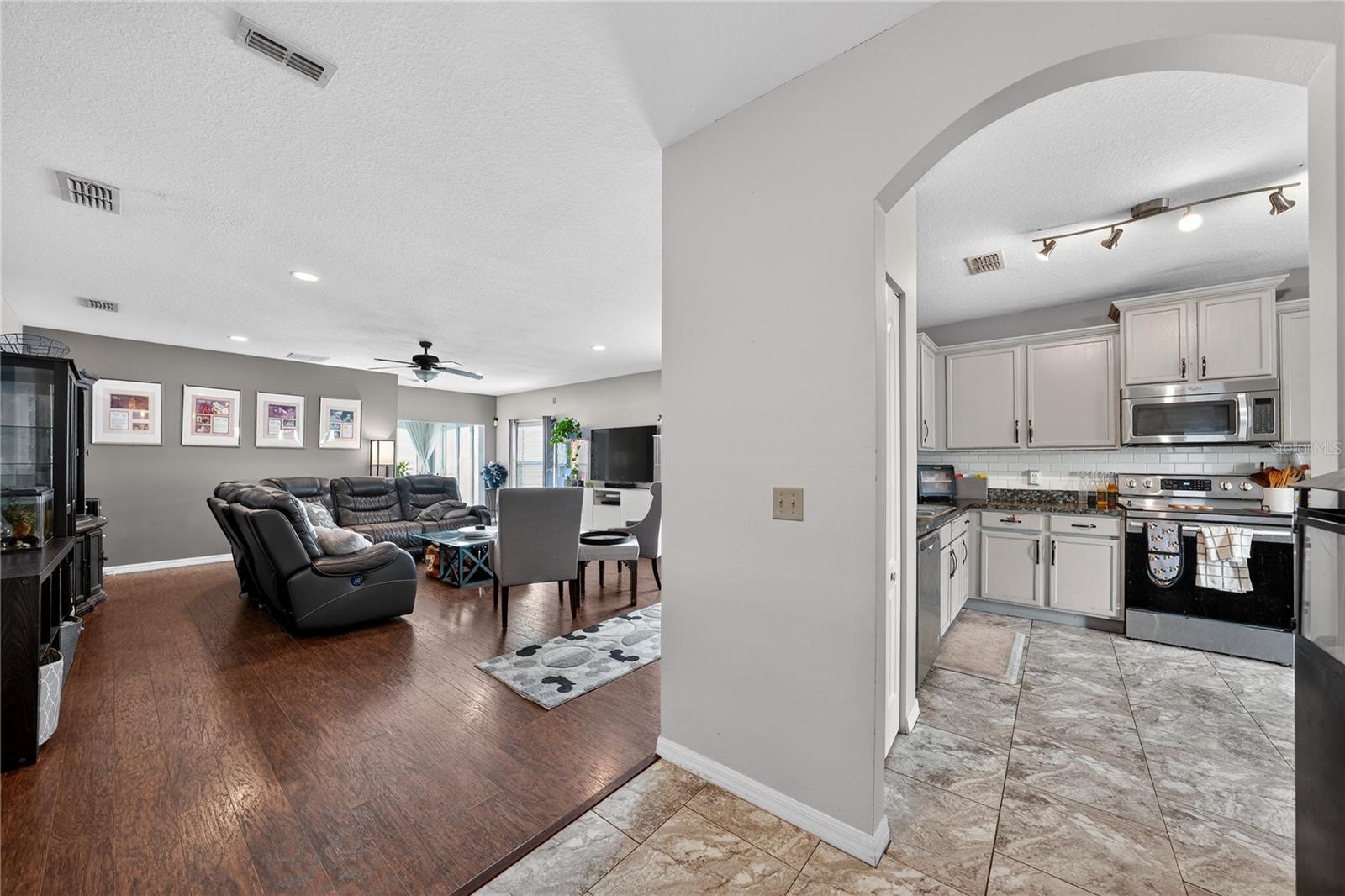 RAINTREE AT SPRINGLAKE VILLAGE PH 2 - Residential