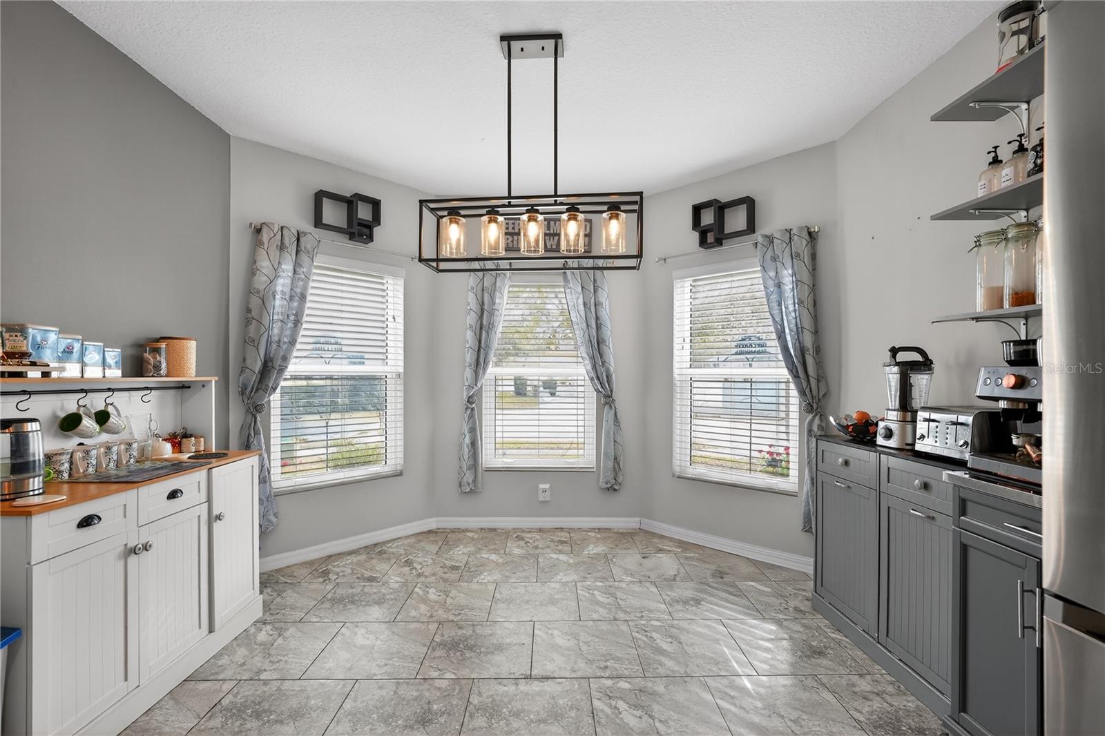 RAINTREE AT SPRINGLAKE VILLAGE PH 2 - Residential