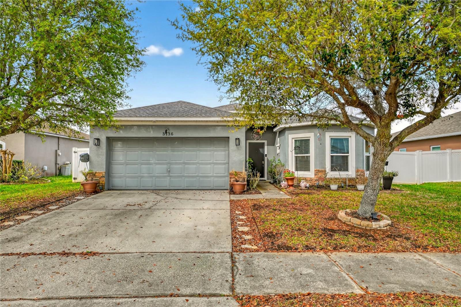 3136 QUEEN ALEXANDRIA DRIVE