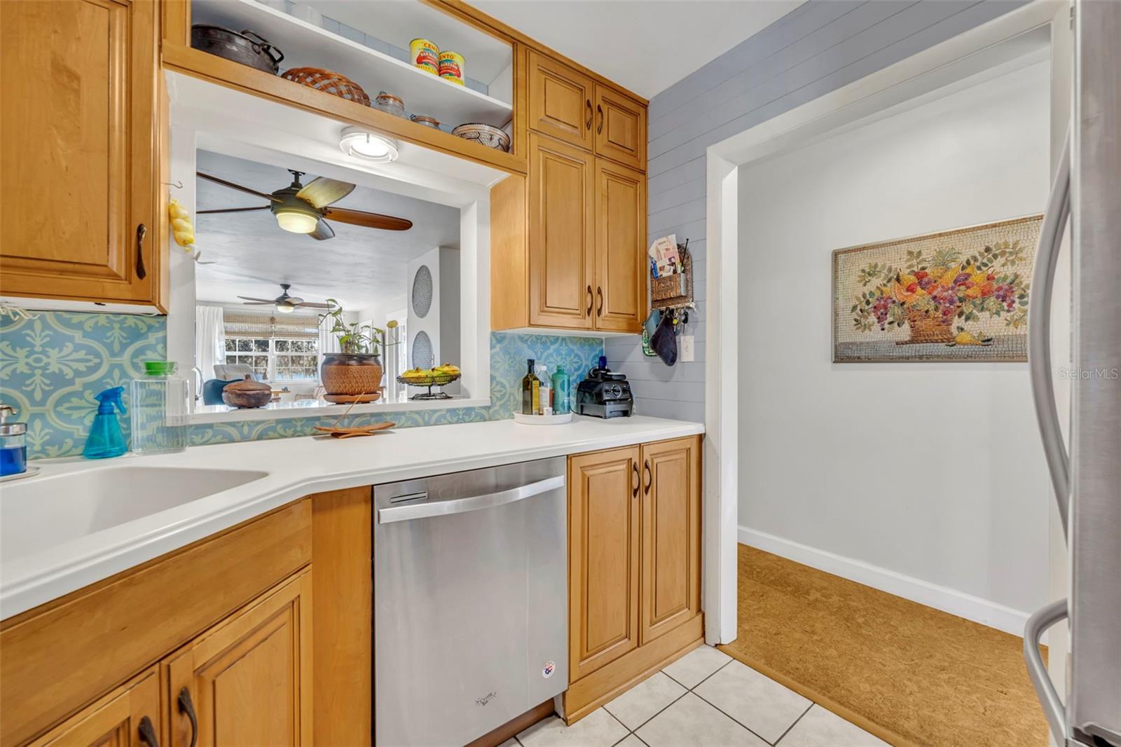 LAKESIDE MANOR APTS CONDO - Residential