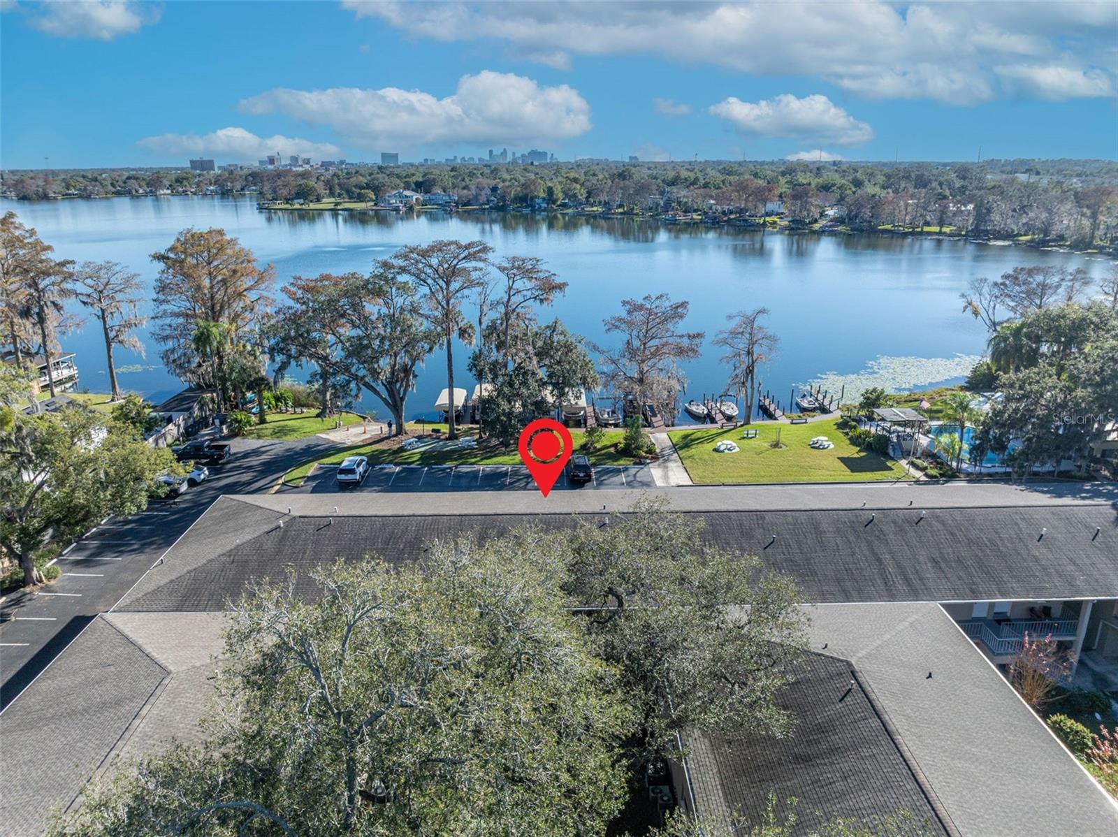 LAKESIDE MANOR APTS CONDO - Residential