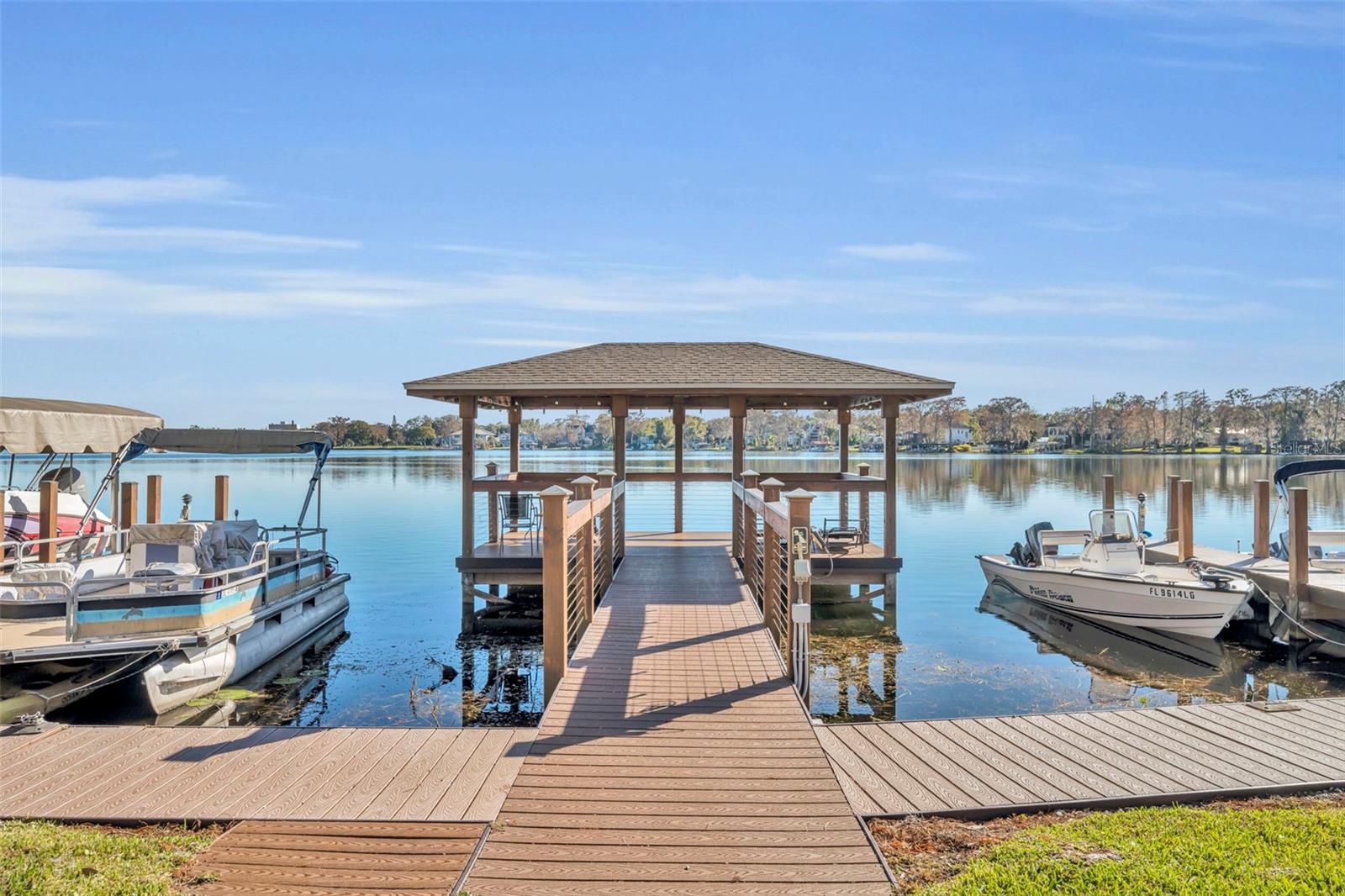 LAKESIDE MANOR APTS CONDO - Residential