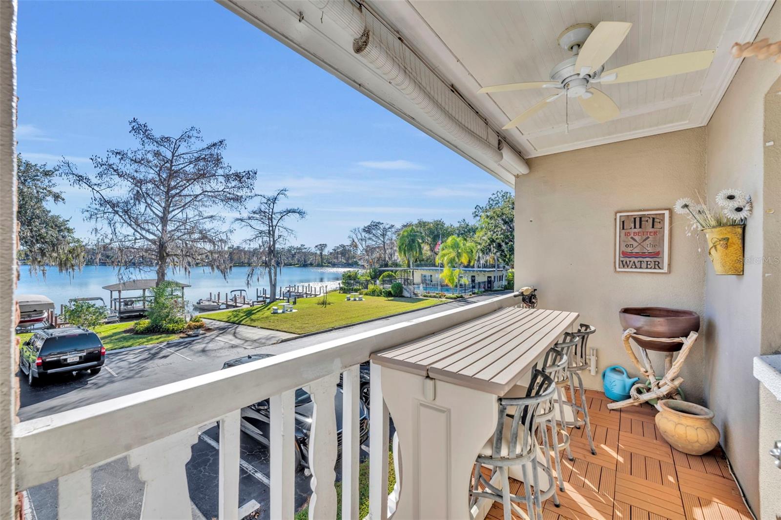 LAKESIDE MANOR APTS CONDO - Residential