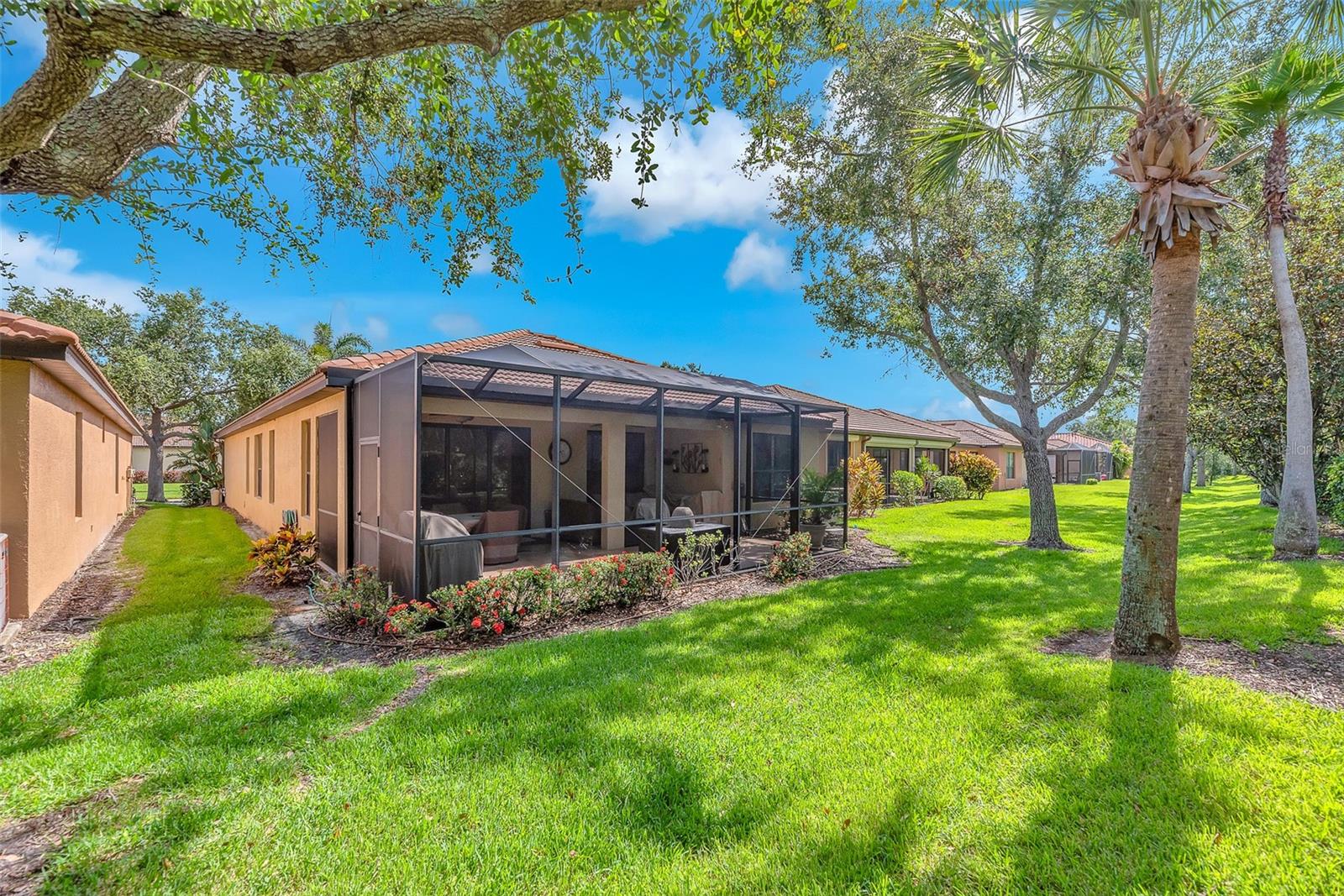 321 SILVER FALLS DRIVE
