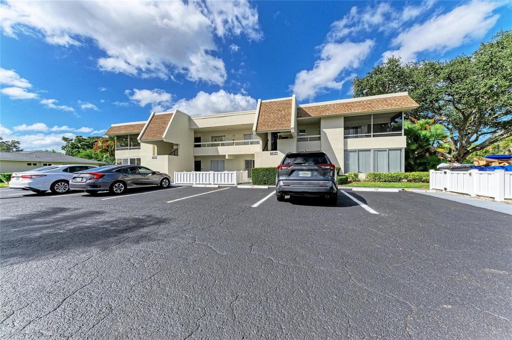 Photo of 7304 W Country Club Drive N #115, Sarasota, FL 34243 (MLS # A4711081)