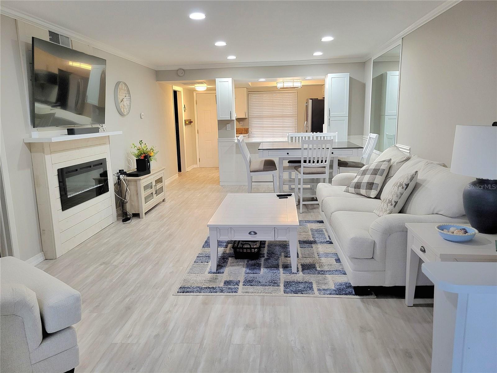 HEATHER LAKE APTS CONDO - Residential Lease