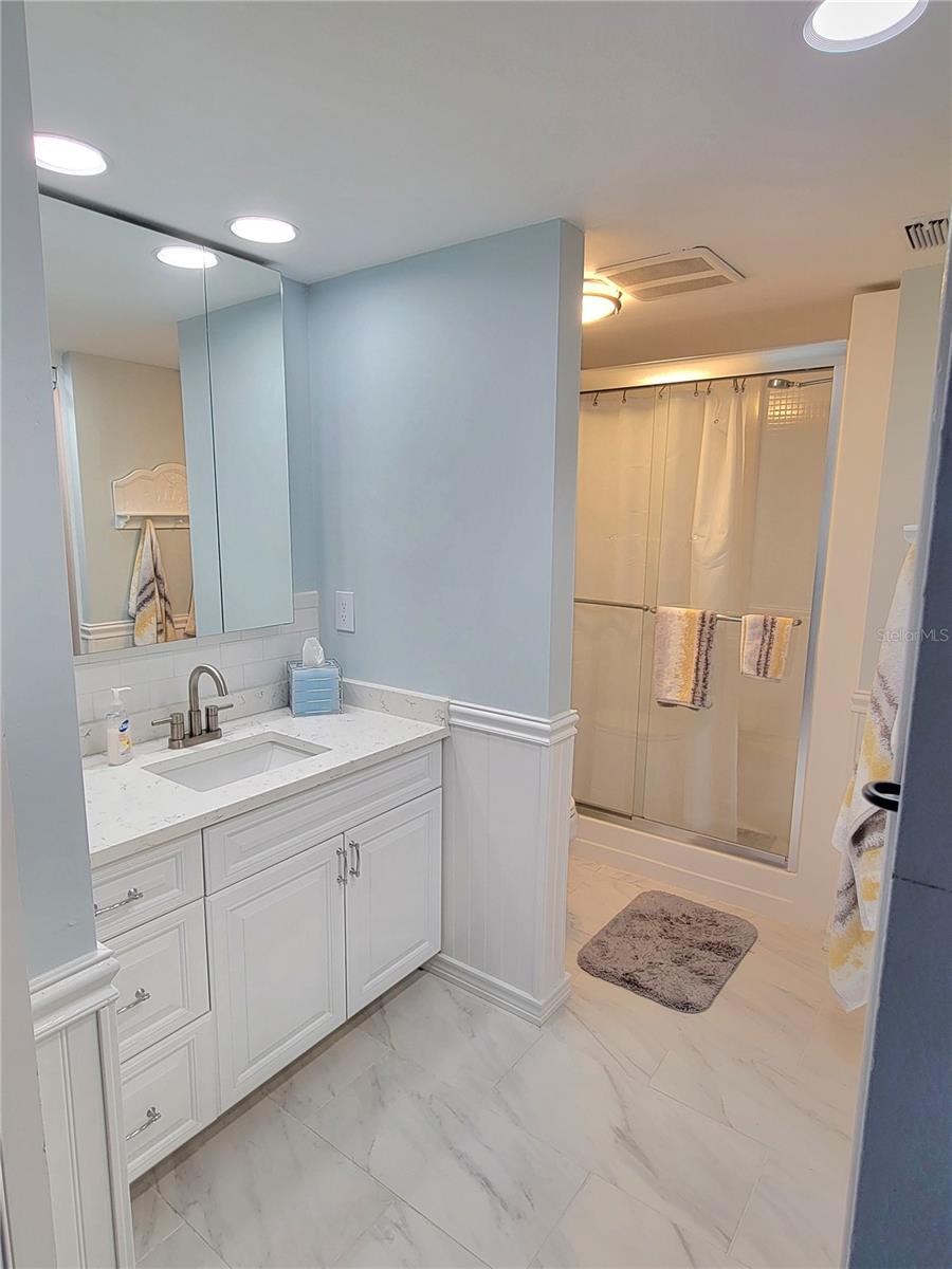 HEATHER LAKE APTS CONDO - Residential Lease