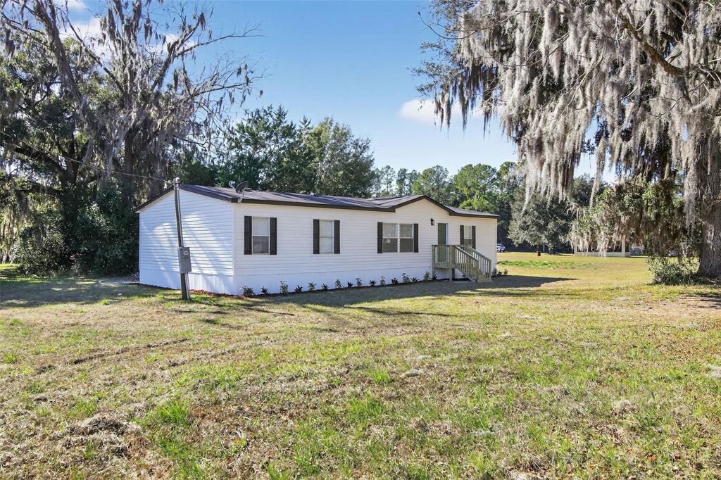 Photo of 21690 NE 40th Street, Williston, FL 32696 (MLS # TB8460695)