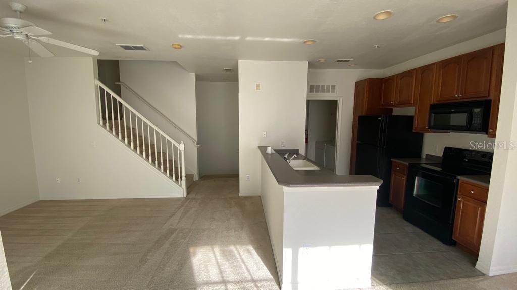 ESTATES/PK CENTRAL CONDO - Residential