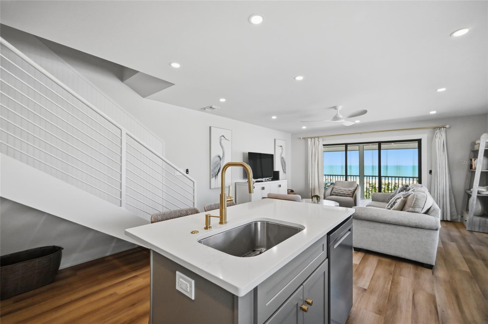 SEAGRAPE COLONY - Residential