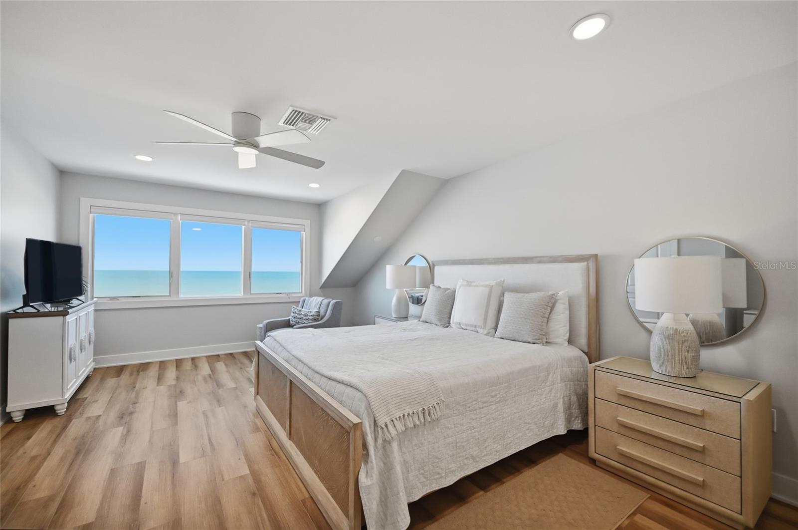 SEAGRAPE COLONY - Residential