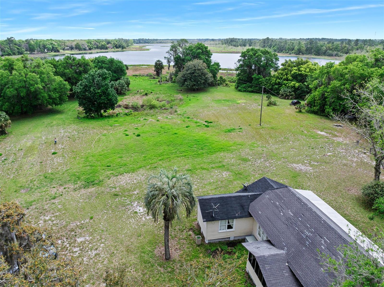 1100-PIERSON AREA-EAST OF RR - Residential
