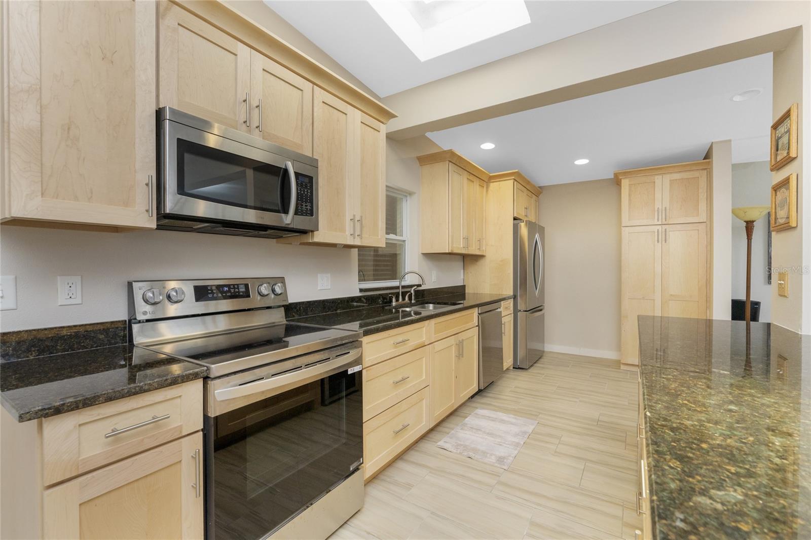 CHARLOTTE SEC 25 - Residential