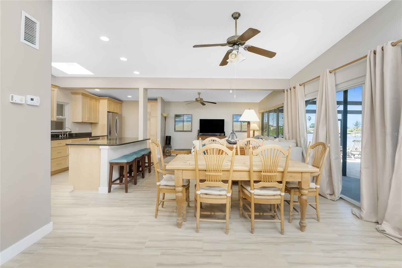 CHARLOTTE SEC 25 - Residential