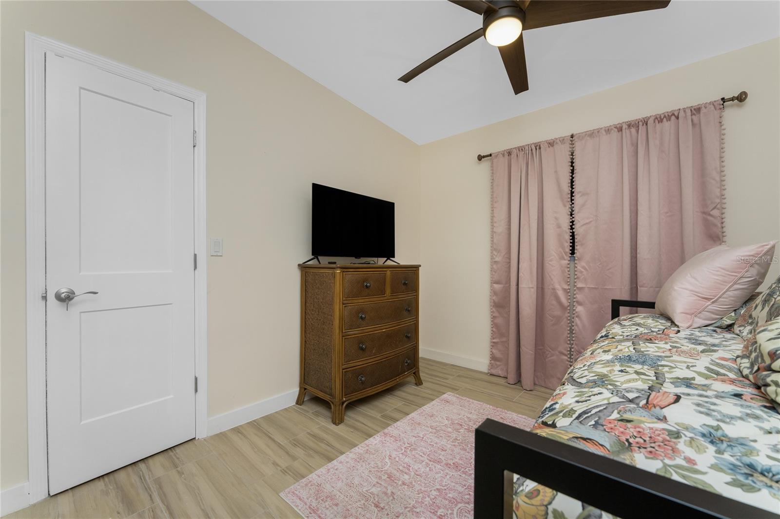 CHARLOTTE SEC 25 - Residential