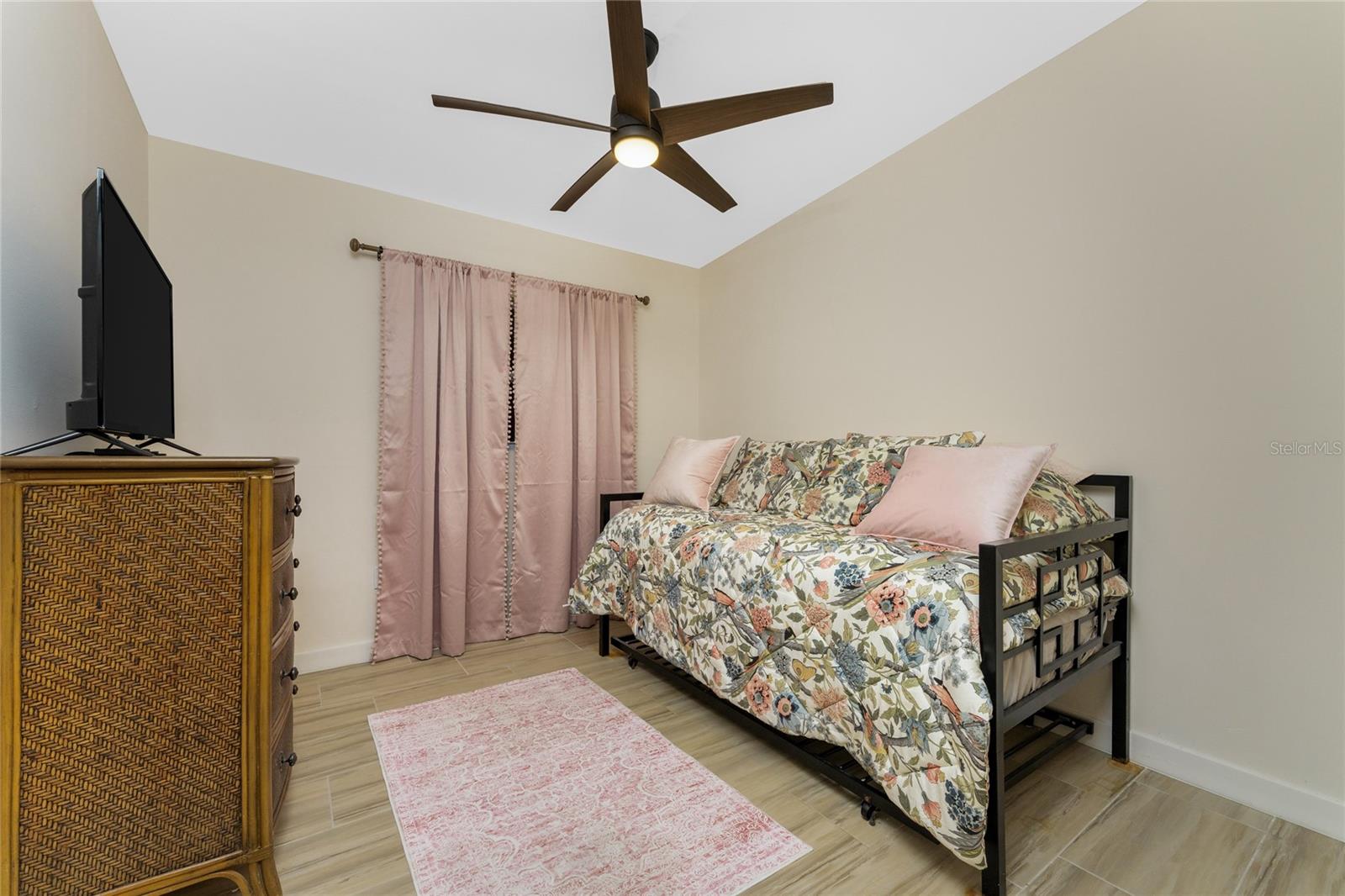 CHARLOTTE SEC 25 - Residential