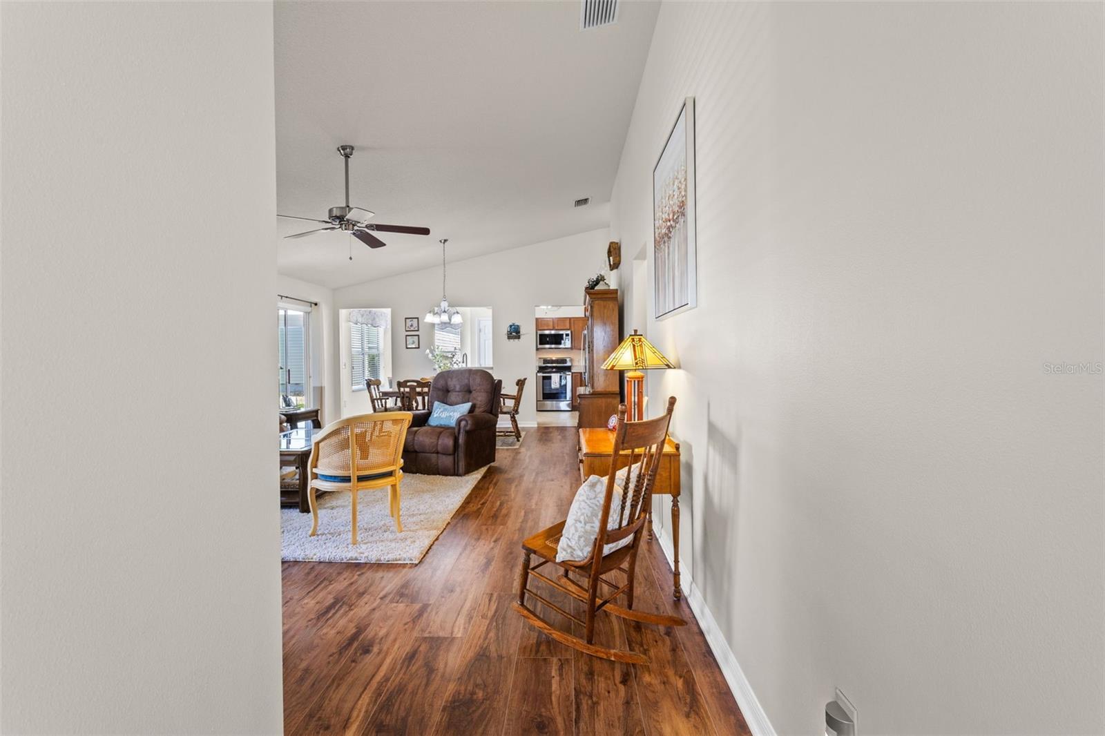 2542 ELDON PLACE