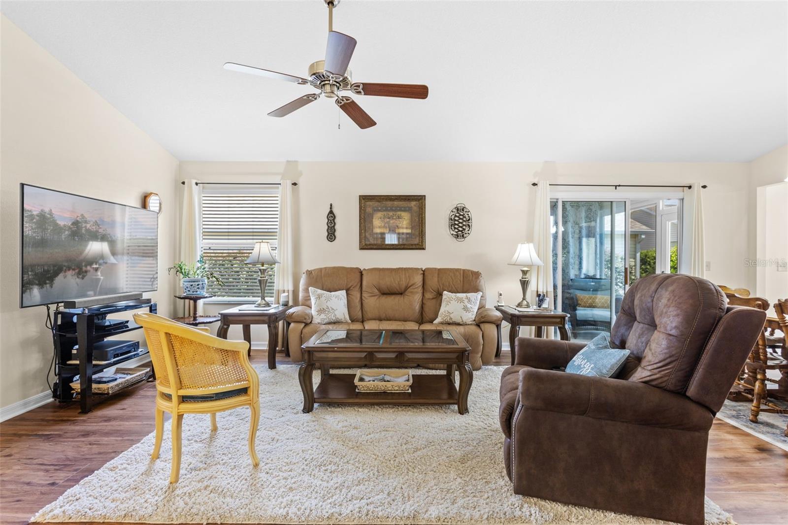 2542 ELDON PLACE