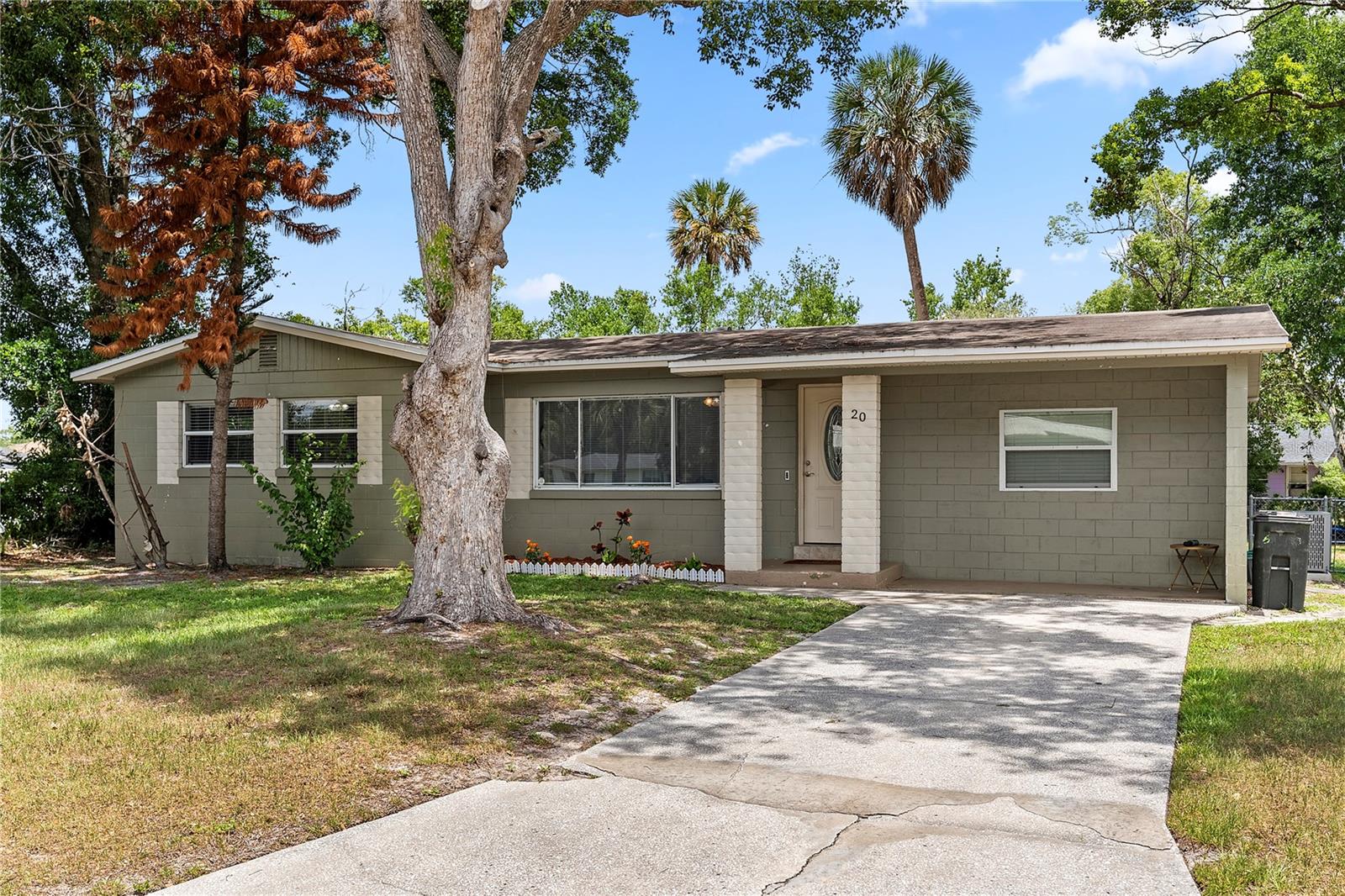 20 OLEANDER LANE