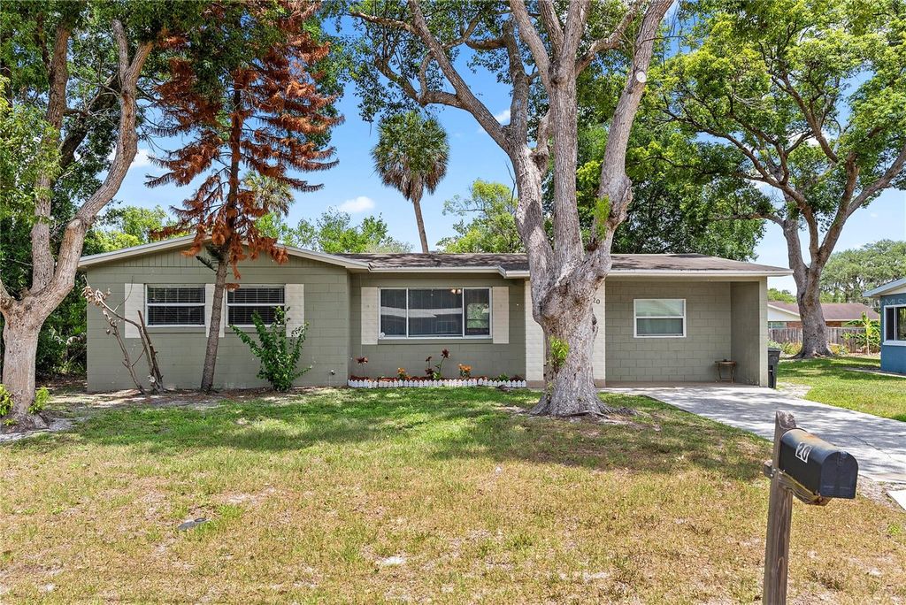 Photo of 20 Oleander Lane, Debary, FL 32713 (MLS # O6412215)