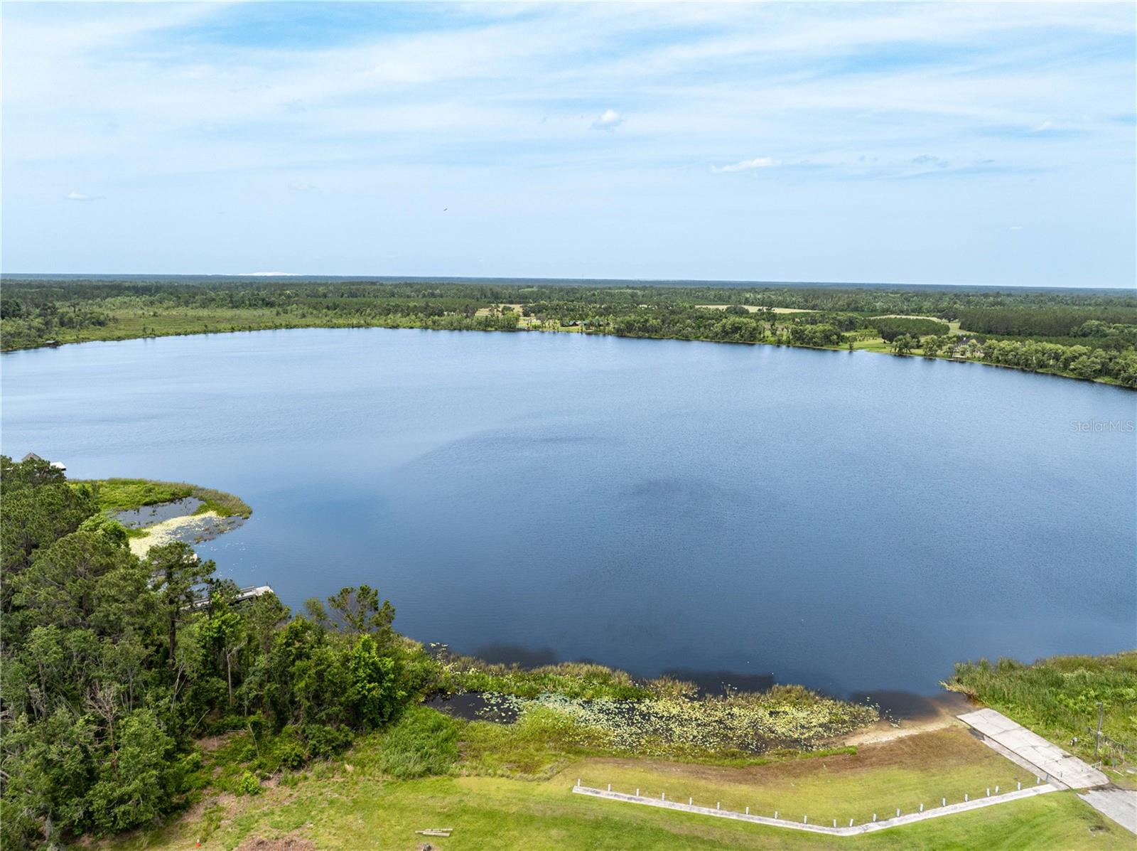 LAKE LOUISE ESTATES - Residential