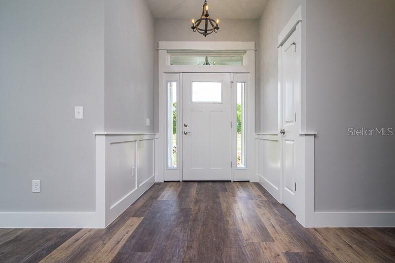 LAKE LOUISE ESTATES - Residential