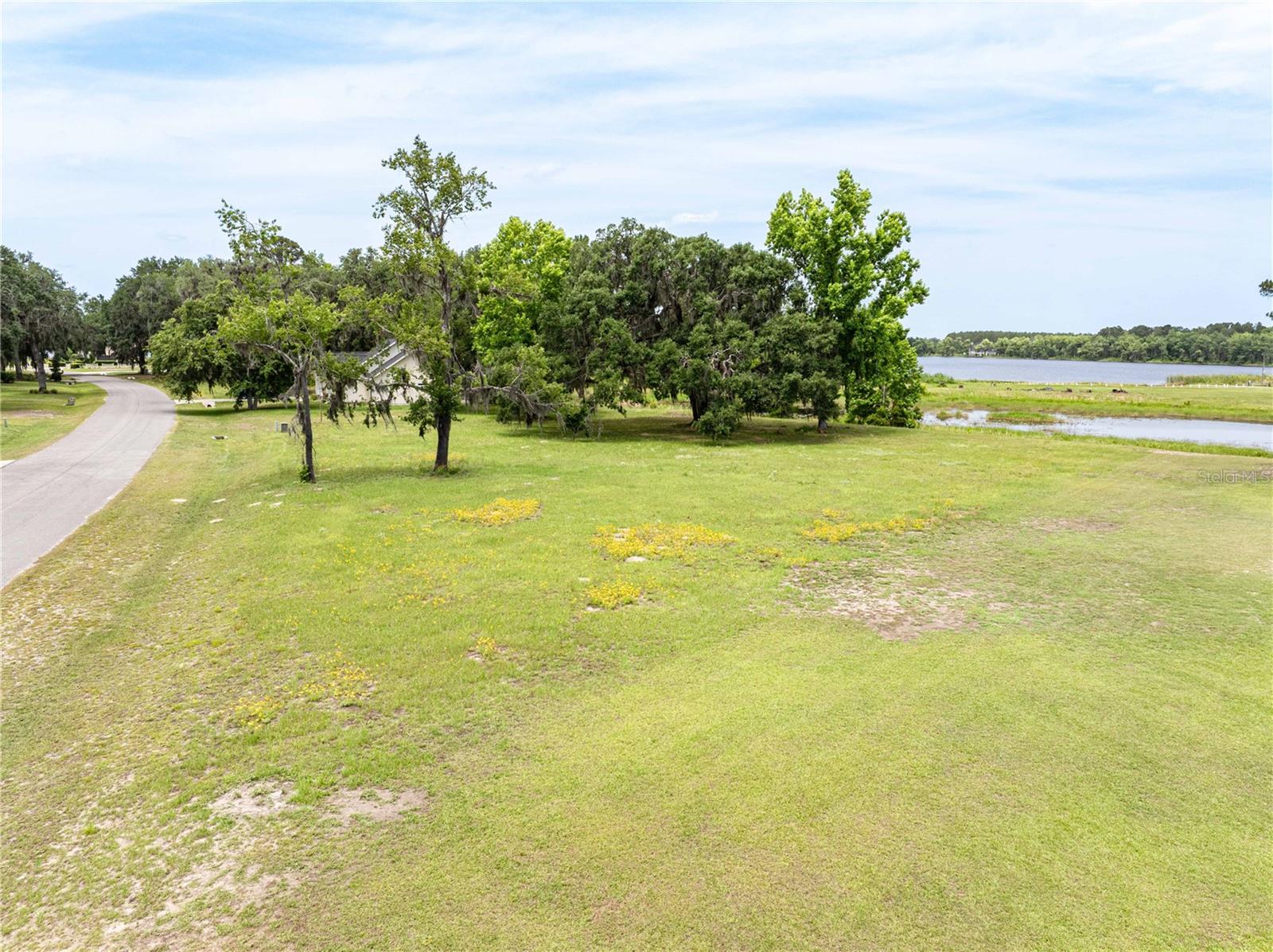 LAKE LOUISE ESTATES - Residential